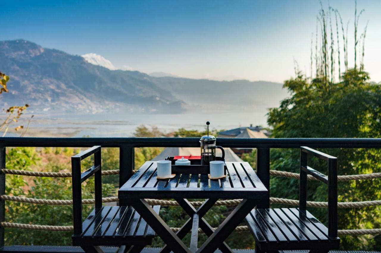 The Pavilions Himalayas Lake View Покхара Экстерьер фото
